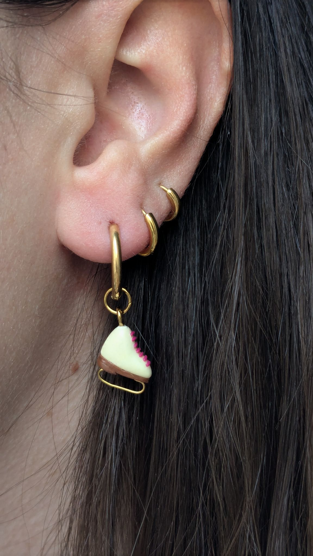 Charm patin à glace