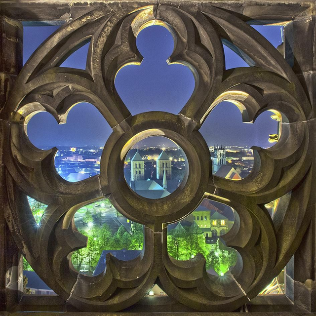 Blick durchs Maßwerk