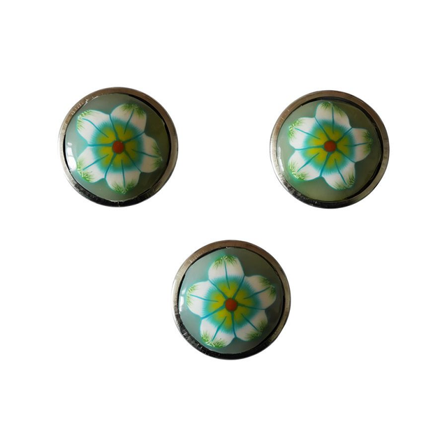 Bouton pression fleur vert blanc
