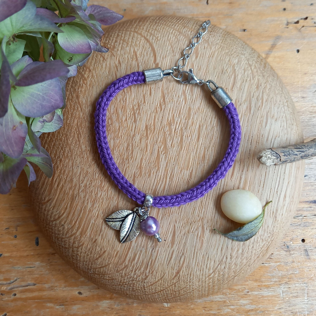Parure violette et argentée - Bracelet tricoté violet