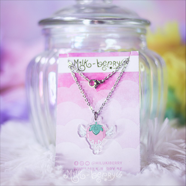 Collier Fraise ailée