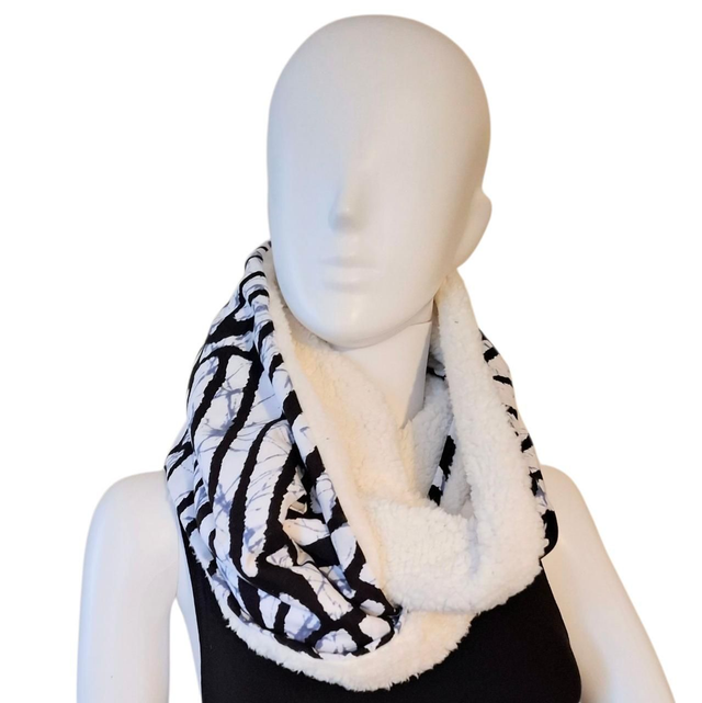 Infinity snood .