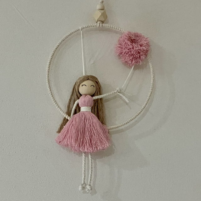 Fillette rose