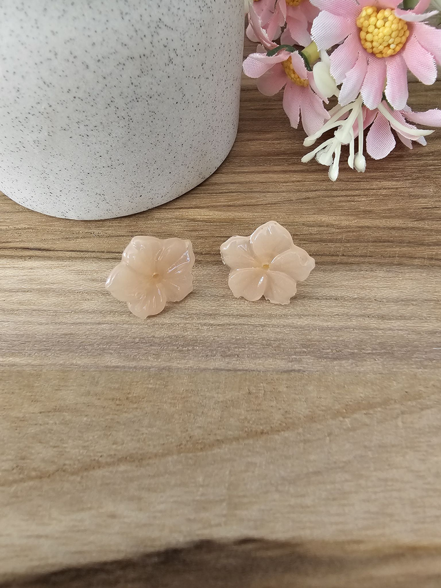 💜fleur Sauvage -&quot;Jardin Secret&quot;– L’éclat floral au creux de l’oreille 💜