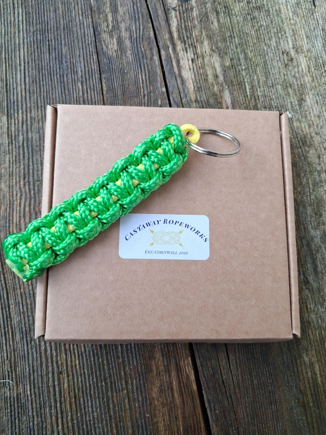 Key Ring Boxed - Green and yellow