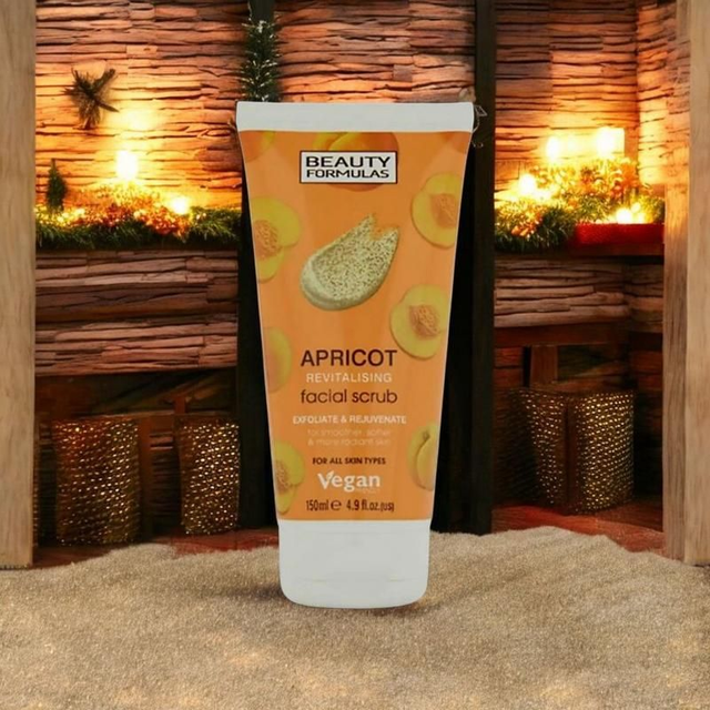 Apricot Revitalising Facial Scrub – 150ML | Deep Cleansing &amp; Exfoliation