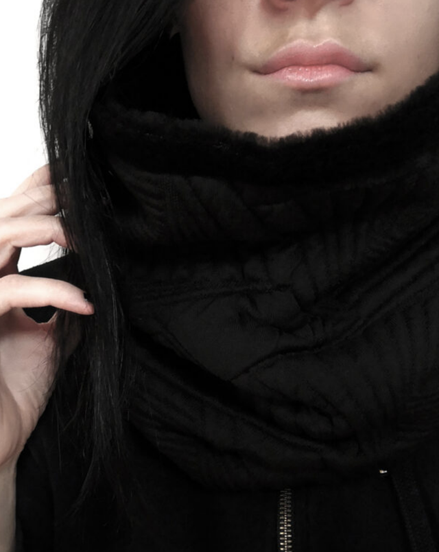 830007  PLAZMA BLACK COWL  OneSize