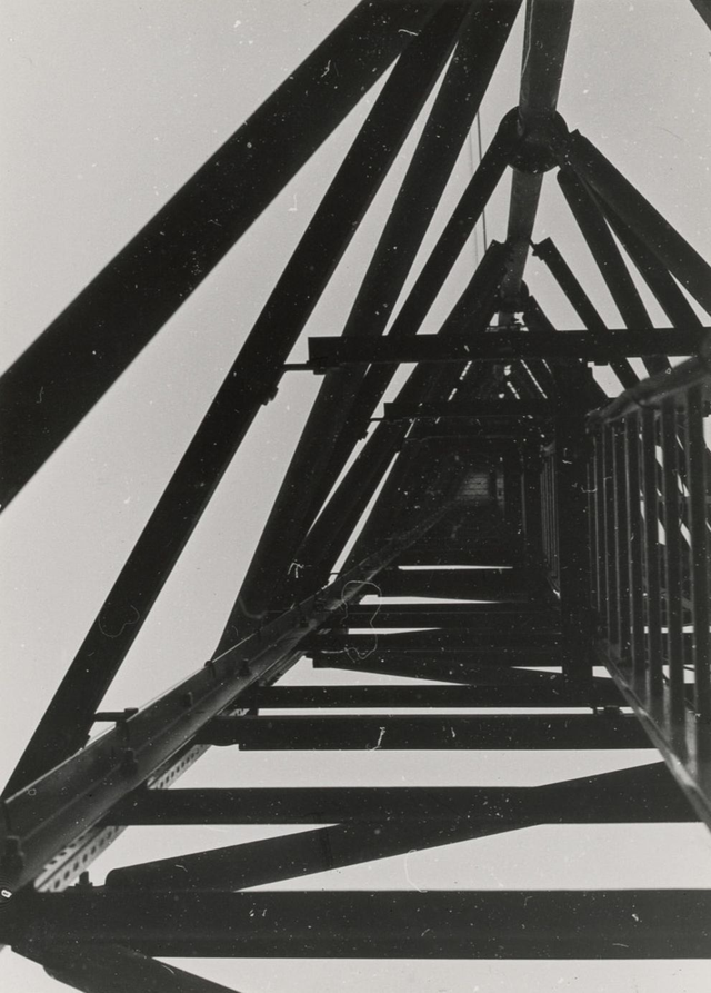 Abstraction, Relais de télévision, 1971