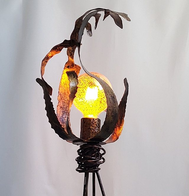 "L'Échassier de Feu"