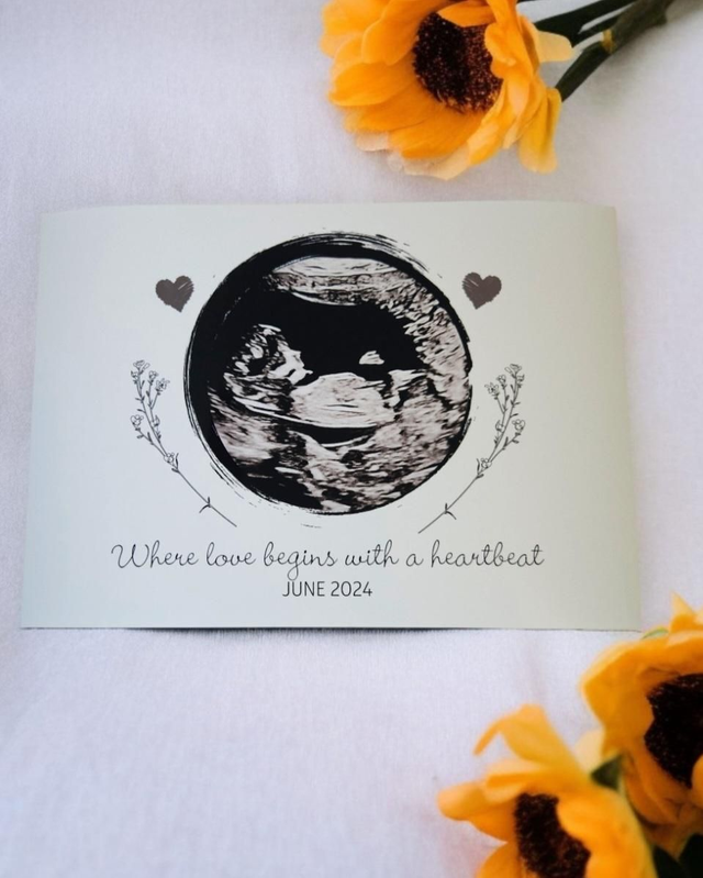 🫶Love at First Sight – Circle Design