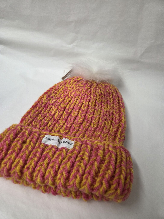 Strawberry Lemonade Bobble Beanie - 100% Acrylic - LW-005