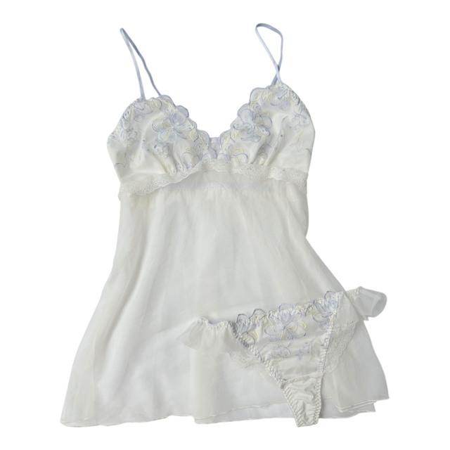 Japanese brand coquette white and blue floral embroidered cups cami and underwear set 