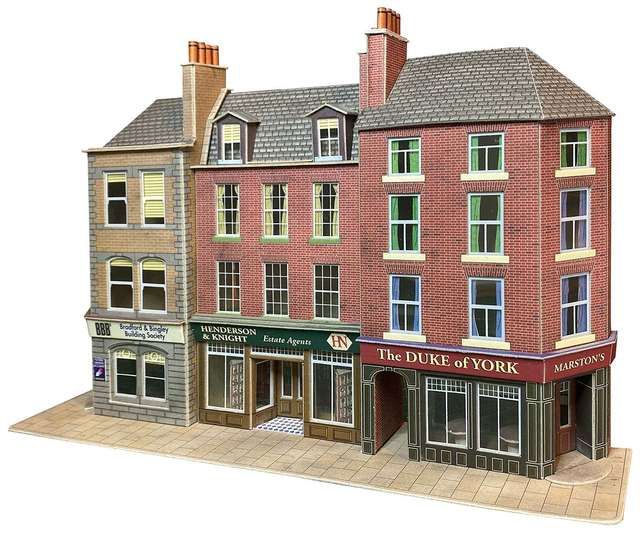 PO205 00/H0 Scale Low Relief Pub &amp; Shops