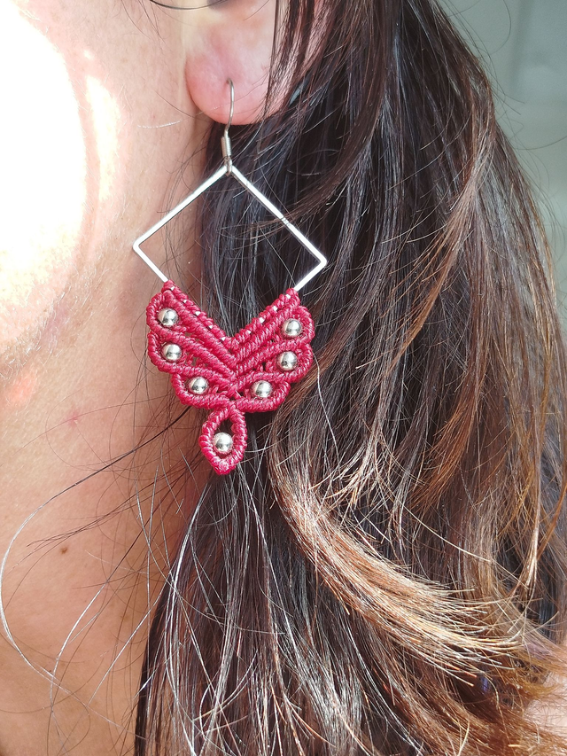 Boucles d'oreilles artisanales en micro-macramé