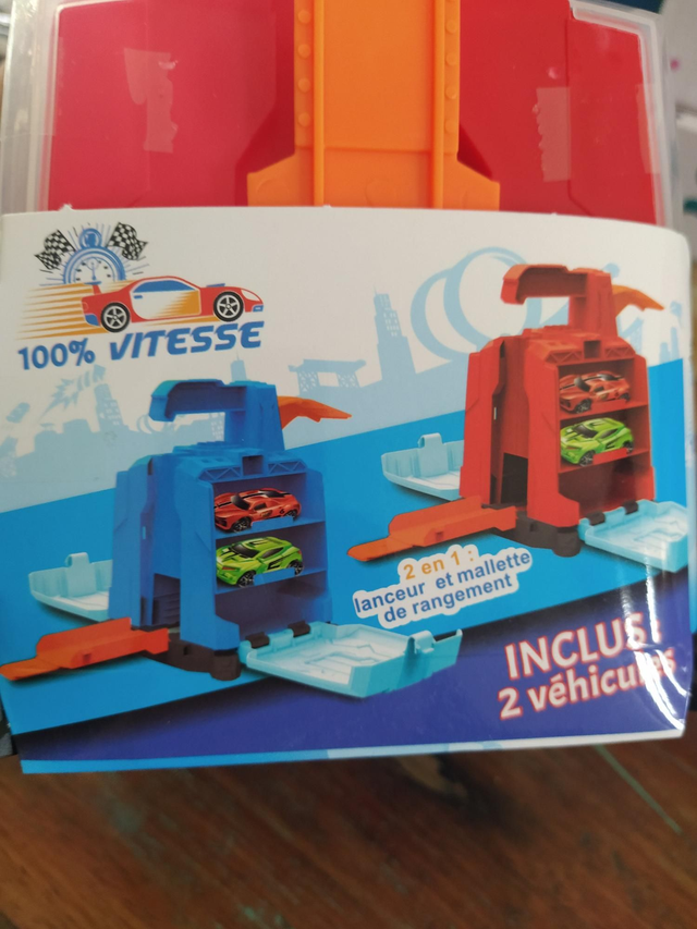 MALETTE LANCEUR VOITURE AVEC 2 VOITURES