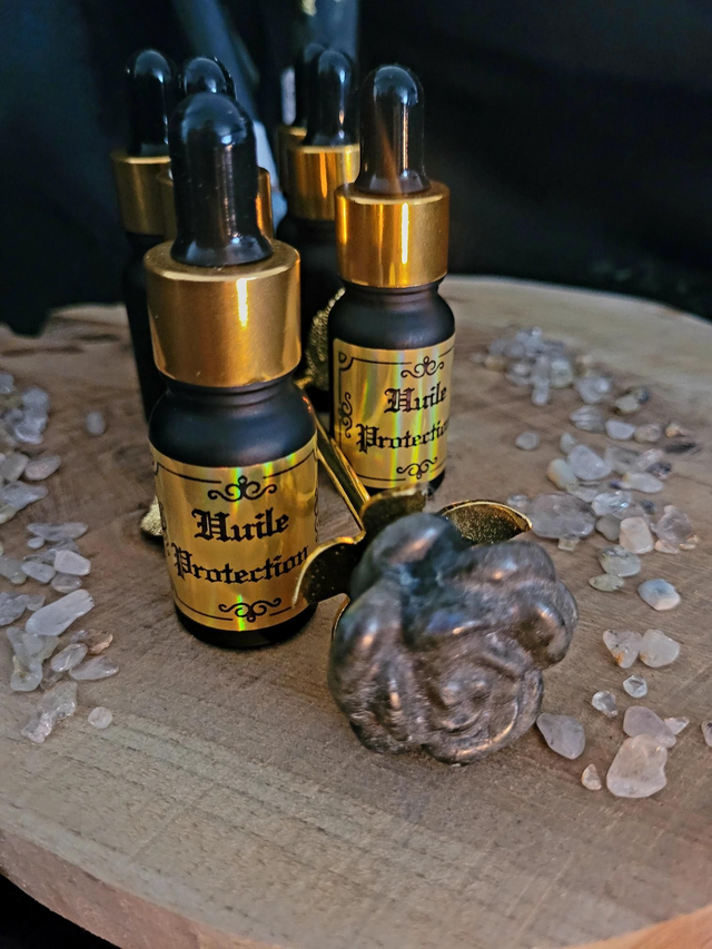 Huile d'Onction Spirituelle : Pour Cérémonies et Sabbats !