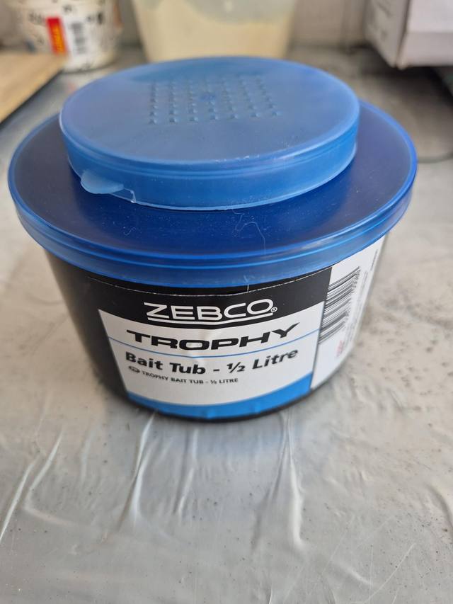 Maden bakje blauw 0.5 L