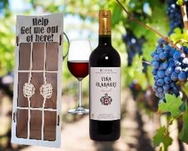 Unieke Houten Wijnkist &quot;HELP ME OUT&quot; Groot