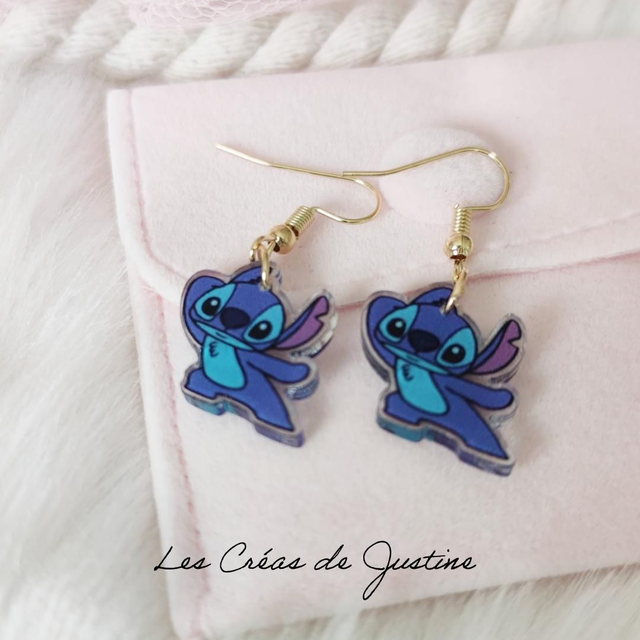Boucles d&#039;oreilles Stitch 