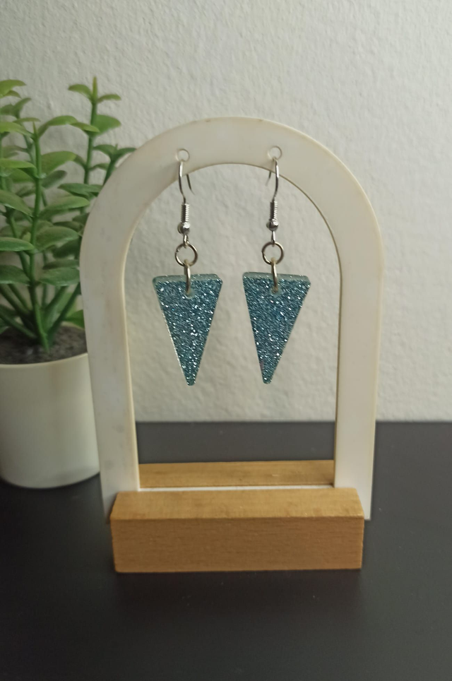 Boucle d&#039;oreille S (S06) 