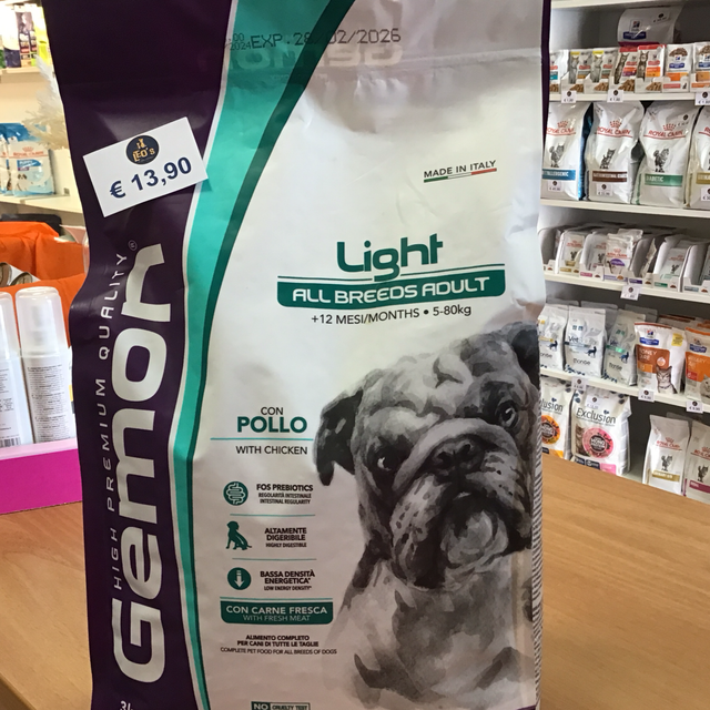 GEMON ADULT LIGHT ALL BREEDS DOG CON POLLO 3 KG 