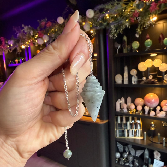 Labradorite Pendulum