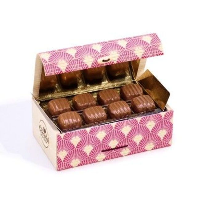 COFFRET DE PRALINES FEUILLETES