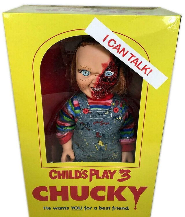 Child&#039;s Play 3: Chucky 15&quot; Figure with Sound