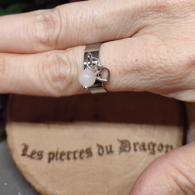 Bague réglable argentée coeur et quartz rose 
