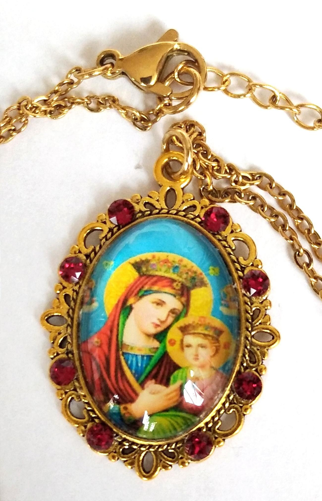 Collier pendentif médaillon Marie et Jésus 