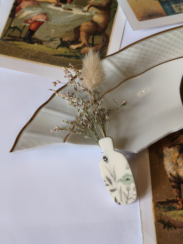 Broche boutonnière - porcelaine et argent 925 - porcelaine de Limoges, Haviland - no.1