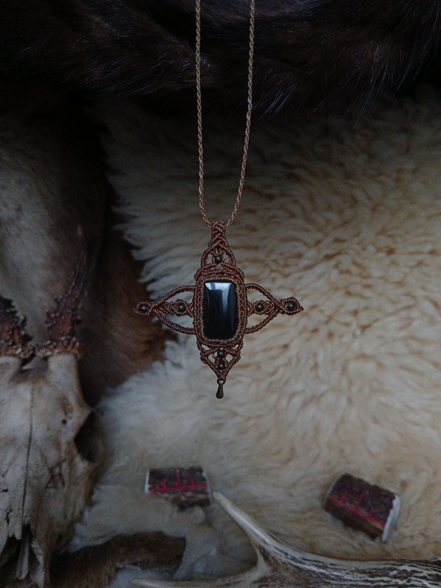 Ombre d’Hodmímir – Obsidienne midnight lace