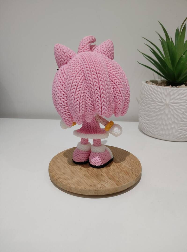 Amy Rose