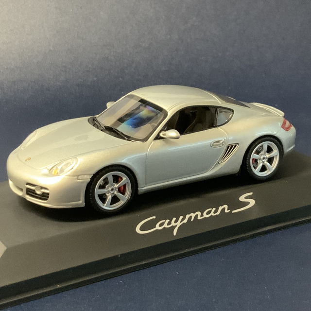 Porsche Cayman S Schuco 1:43 