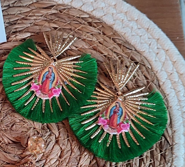 BO BIG BOHEME STE VIERGE GOLD/ POMPONS VERT BRESIL 0000549