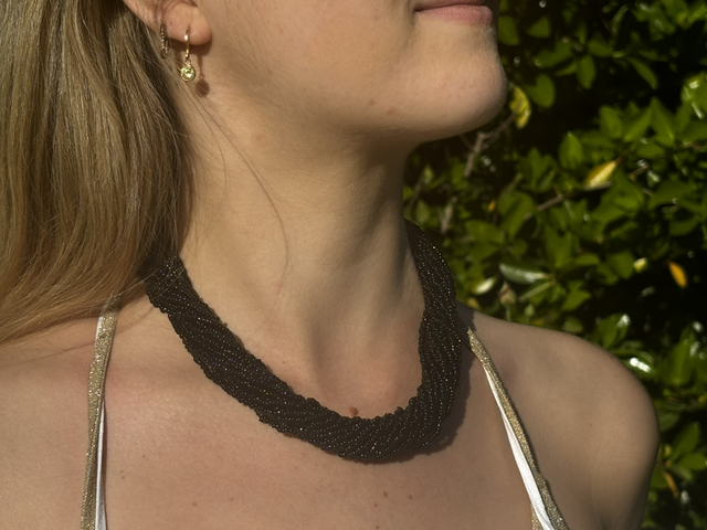 Collar mostacilla múltiple negro