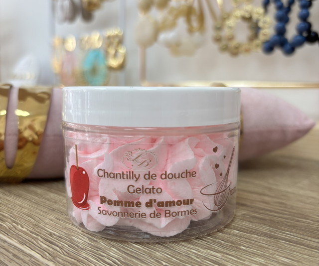 Chantilly de douche pommes d’amour 