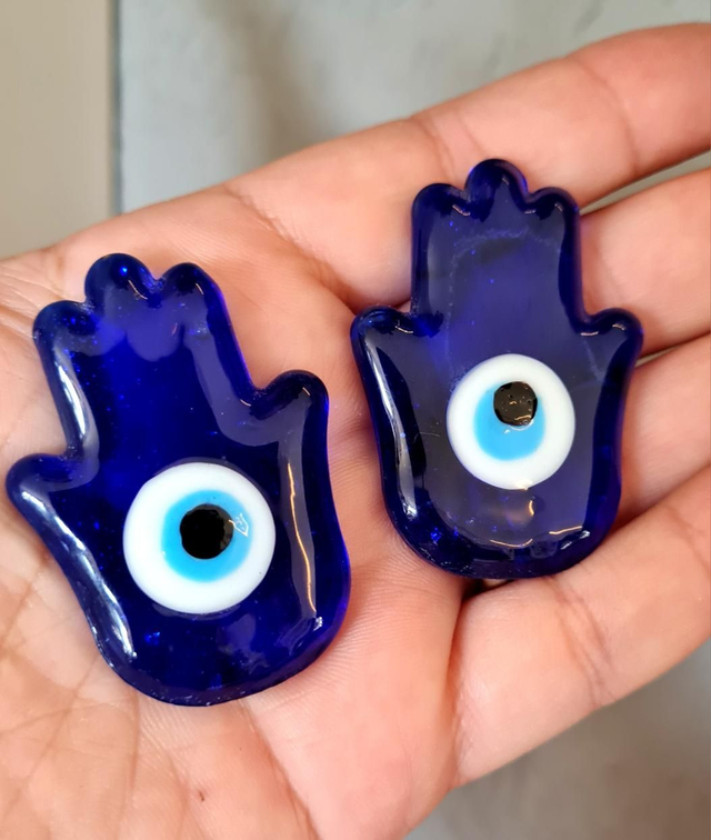 Main de Fatima avec œil turc en verre ~6cm haut 