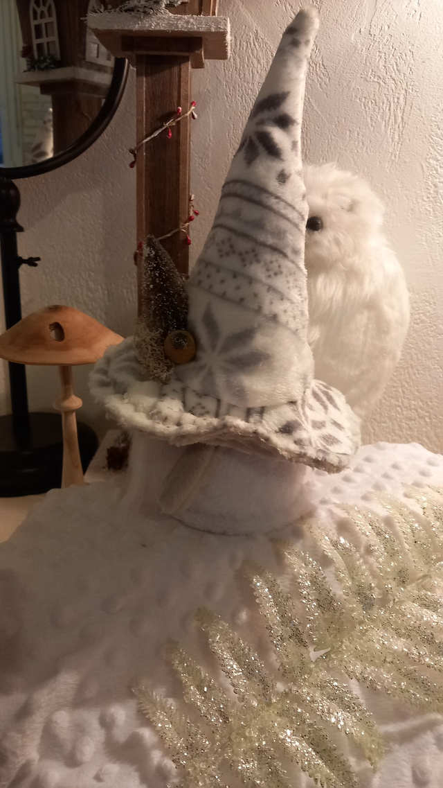 Sorcier " Brumisélène", sorcier décoratif, décoration annuelle, fait main, pièce unique, déco féerique, univers fantastique