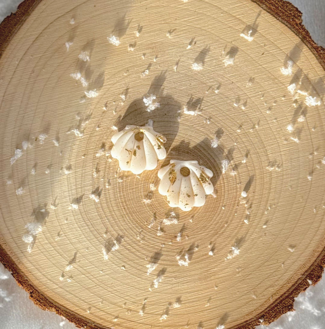 Pampilles coquillage (blanc & or)