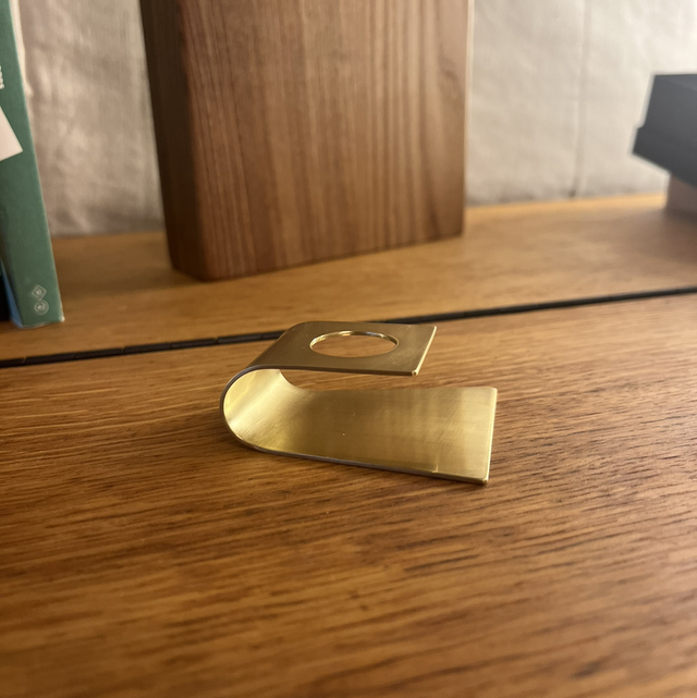 Bougeoir Sol / Adriana Lau