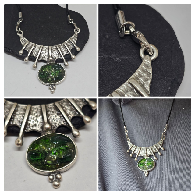 Seaglass Harmony: Front-Closing Pendant