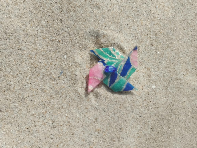 Broche Moulin à Vent Multicolore - Tourbillon de Couleurs