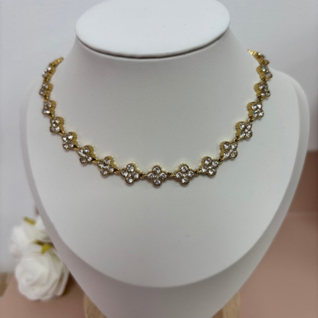 Collier Aria
