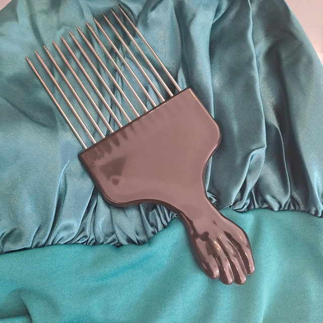 Le peigne afro