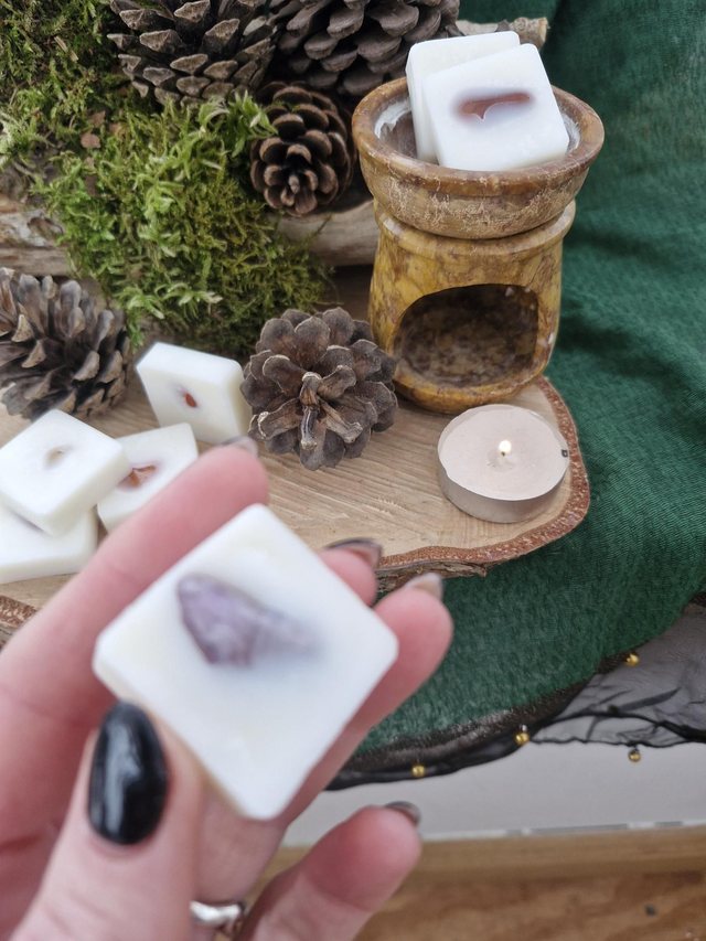 Myrrh & Tonka crystal wax melt