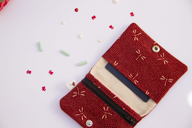 Monedero doble Libélulas en rojo granate