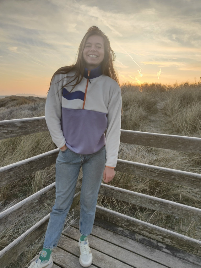 Pull polaire beige, lilas, bleu