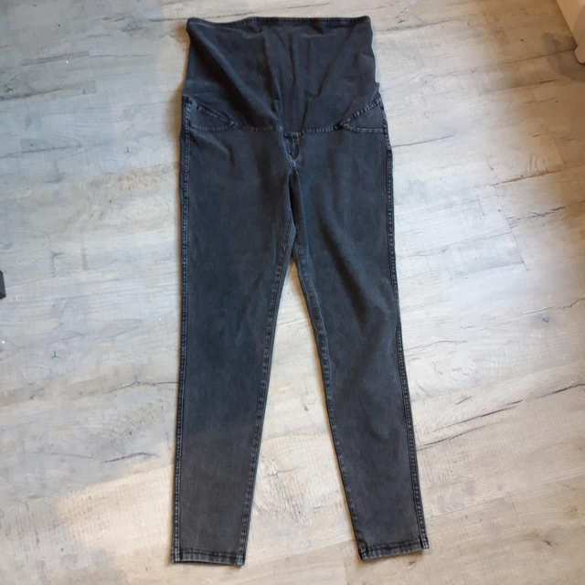 Pantalon taille 42/44 ..h&amp;m mama