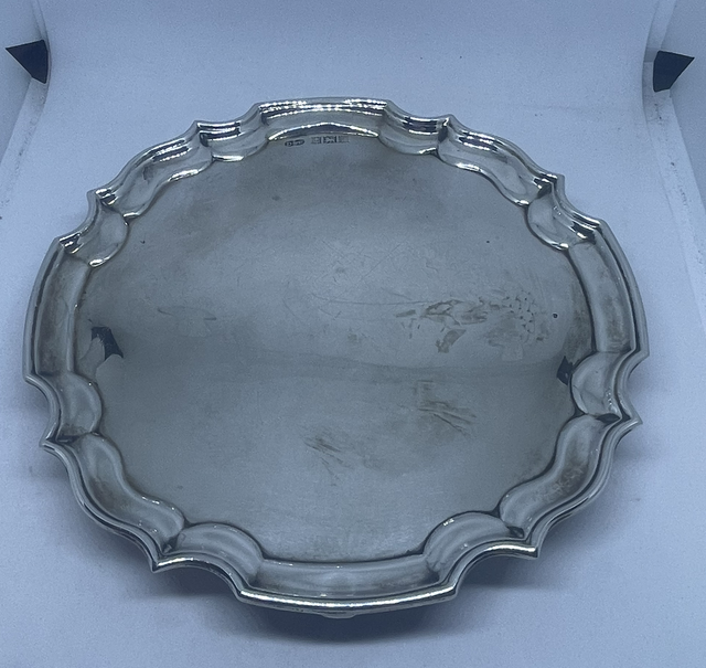 1970 Silver Pie Crust Tray – Deacon &amp; Francis Ltd – 159g